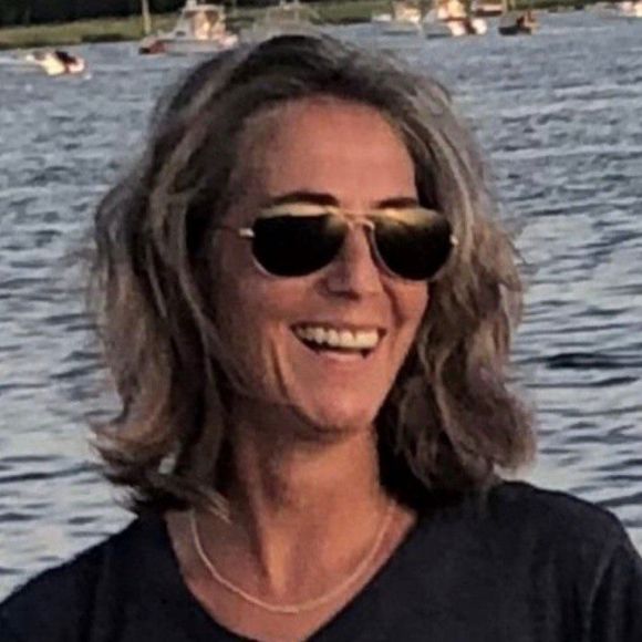 Meet your Posher, Katy - Picture 1 of 1